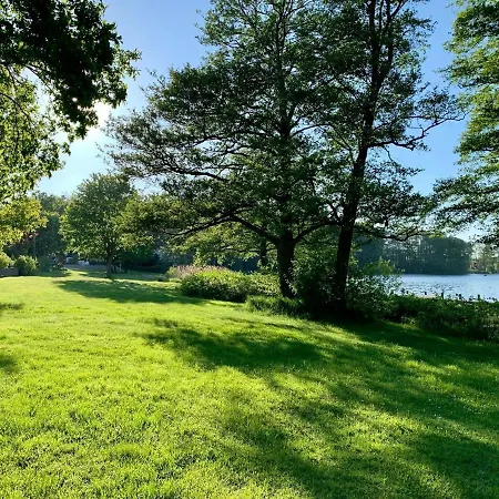 Seerose Am See, Feriehus Dummer